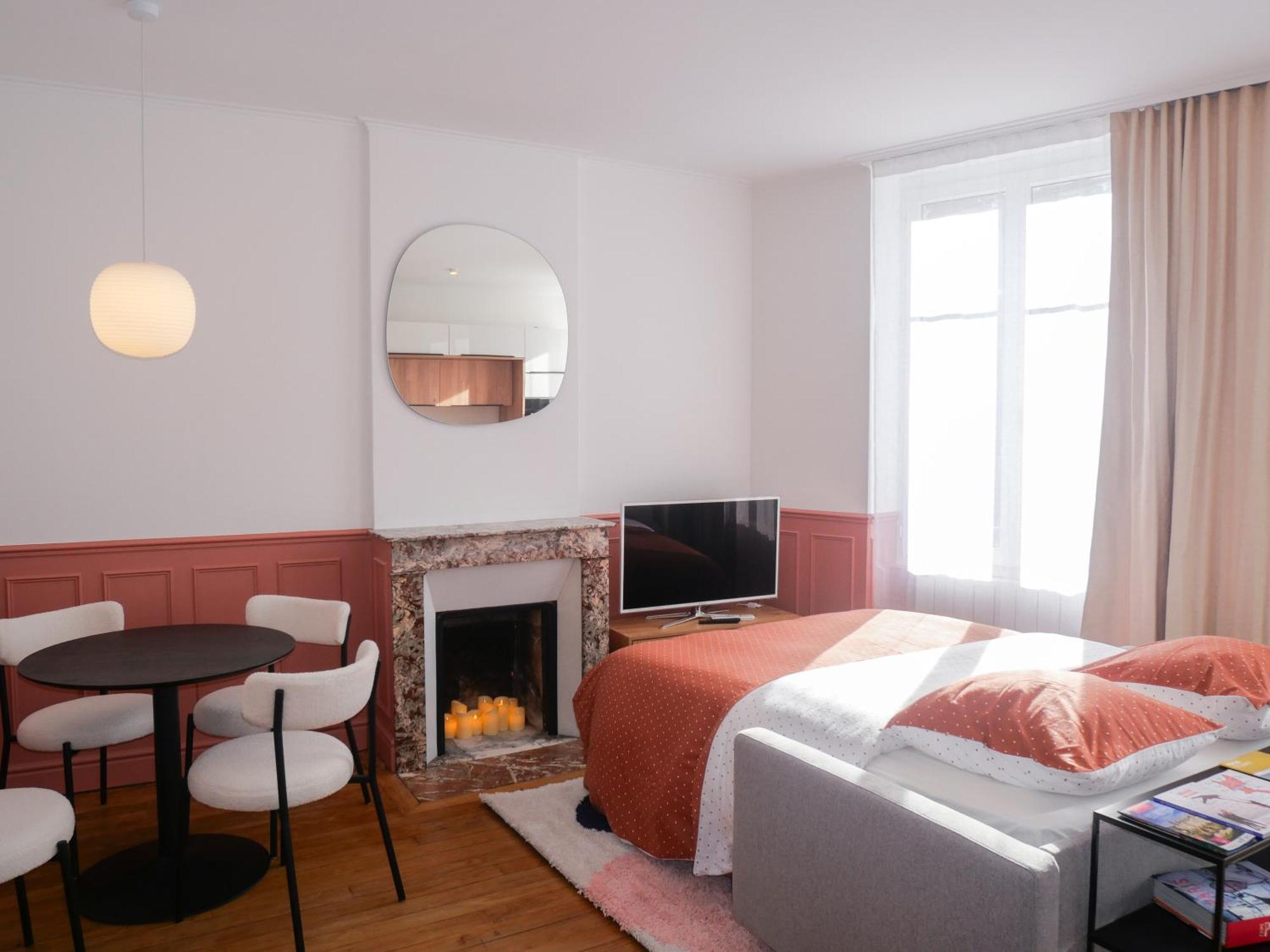 Douceur Et Elegance A Orleans Apartment Exterior photo